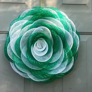 Green white "The Cougar" rose wall art